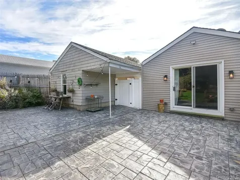 63 Elm Avenue Glen Cove NY 11542