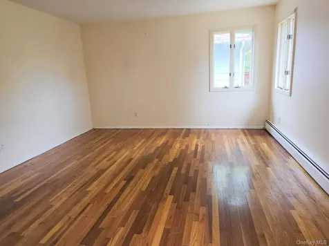 4 Broadfield Place Glen Cove NY 11542