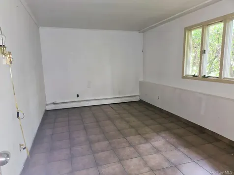 4 Broadfield Place Glen Cove NY 11542