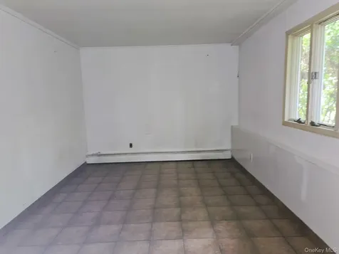 4 Broadfield Place Glen Cove NY 11542
