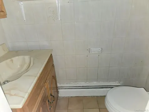 4 Broadfield Place Glen Cove NY 11542