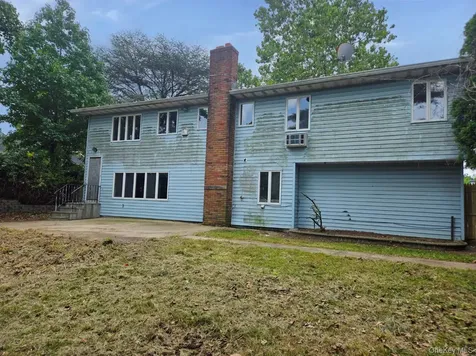 4 Broadfield Place Glen Cove NY 11542