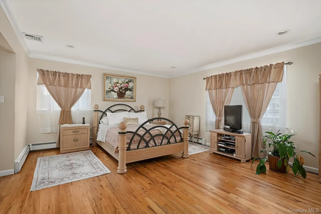 15 Huber Court Rockville Centre NY 11570