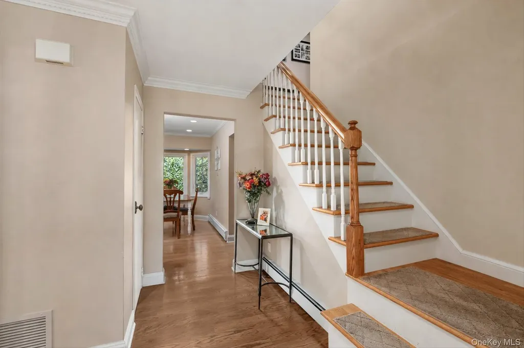15 Huber Court Rockville Centre NY 11570