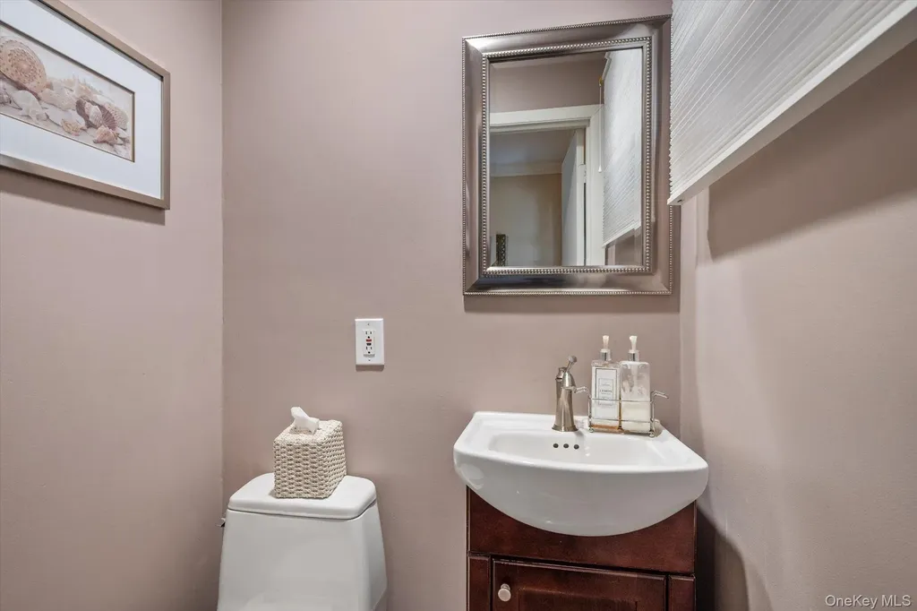 15 Huber Court Rockville Centre NY 11570