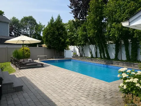 5 Cheshire Avenue Syosset NY 11791
