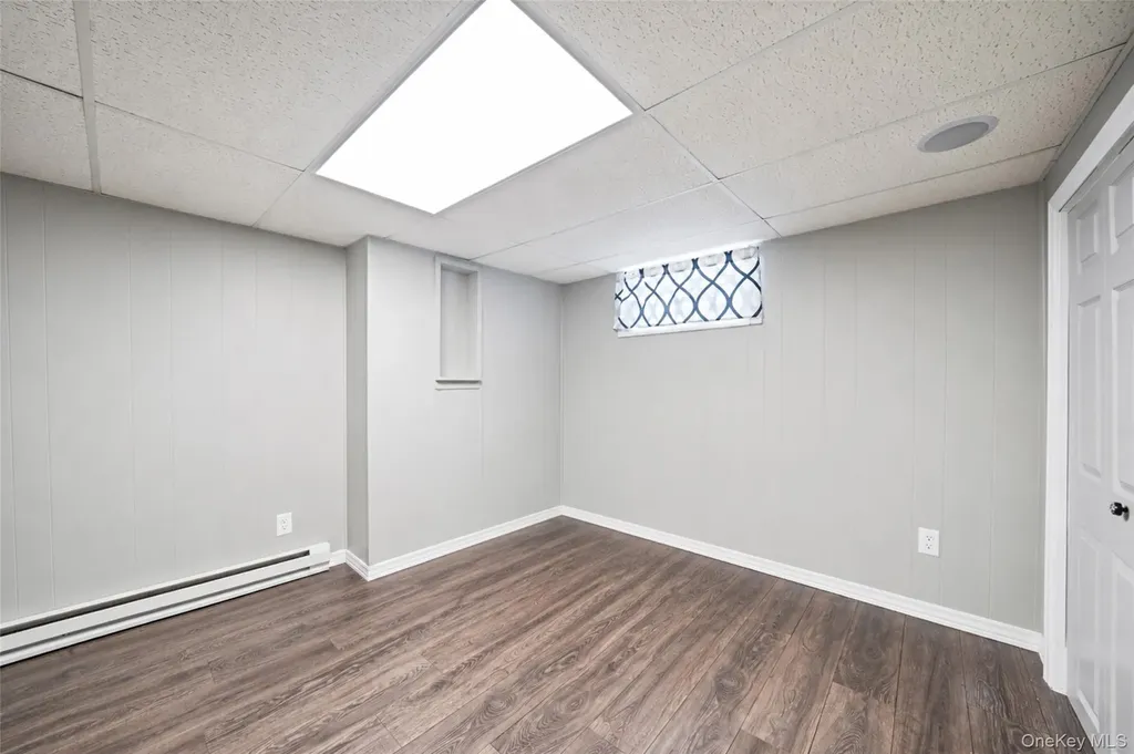 7 Farmedge Road Bethpage NY 11714