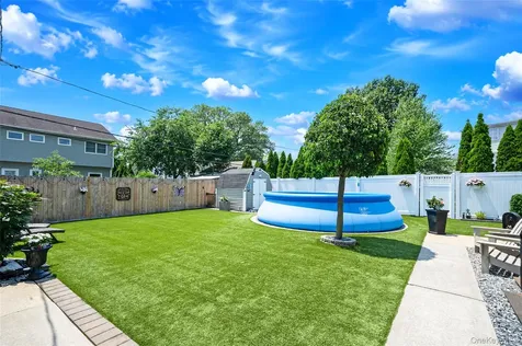 7 Farmedge Road Bethpage NY 11714