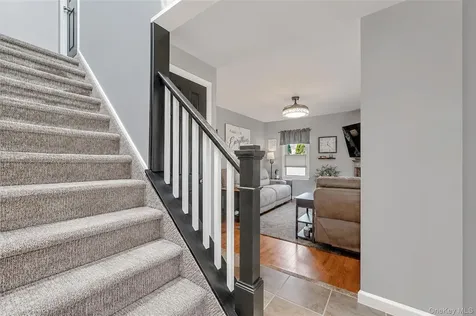 7 Farmedge Road Bethpage NY 11714