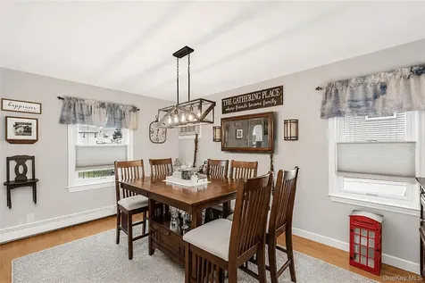 7 Farmedge Road Bethpage NY 11714