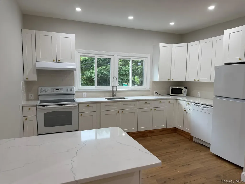 554 Main Street Beacon NY 12508