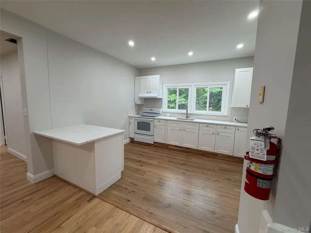 554 Main Street Beacon NY 12508