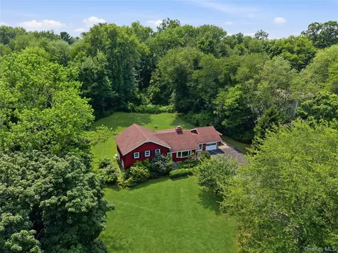 11 Creemer Road Armonk NY 10504