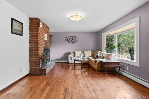 11 Creemer Road Armonk NY 10504