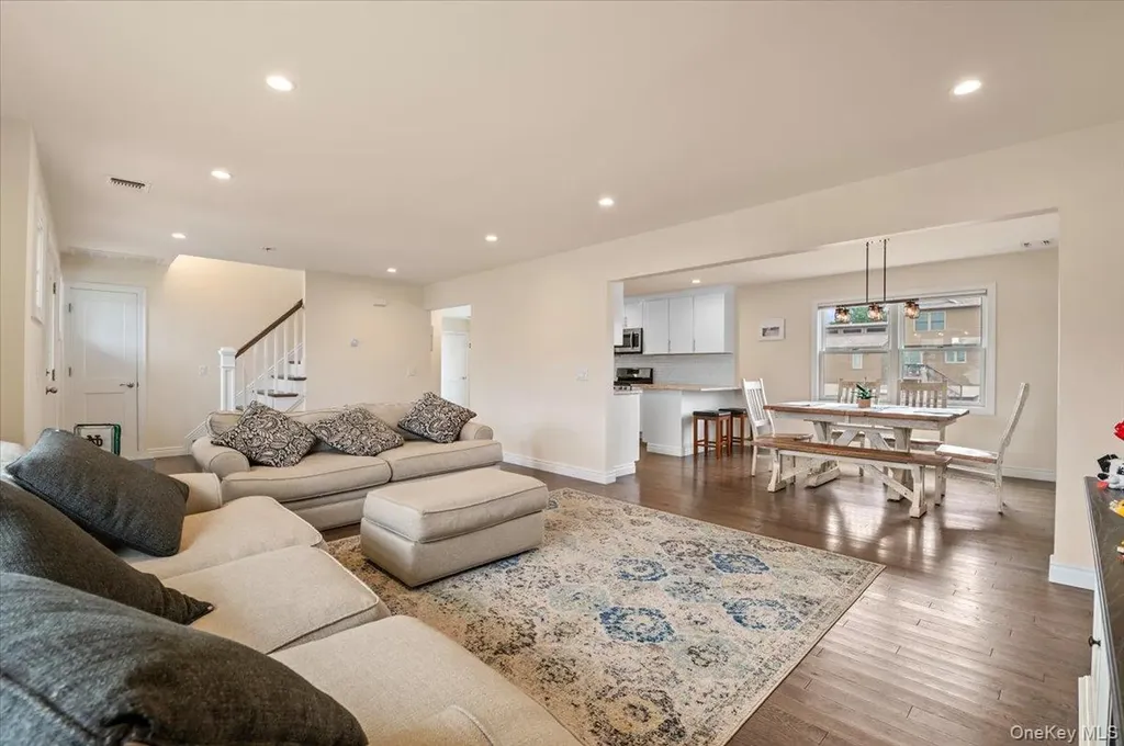 2548 Ocean Avenue Seaford NY 11783