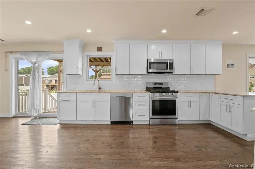 2548 Ocean Avenue Seaford NY 11783