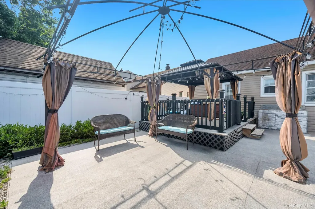 717 N William Street Baldwin NY 11510