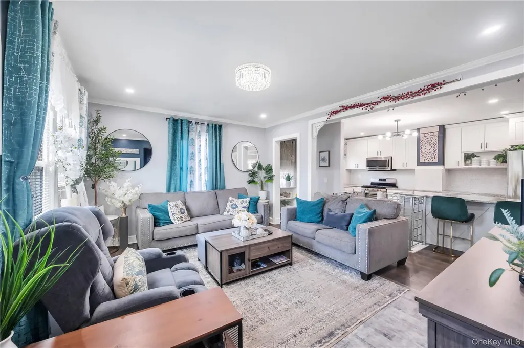 717 N William Street Baldwin NY 11510