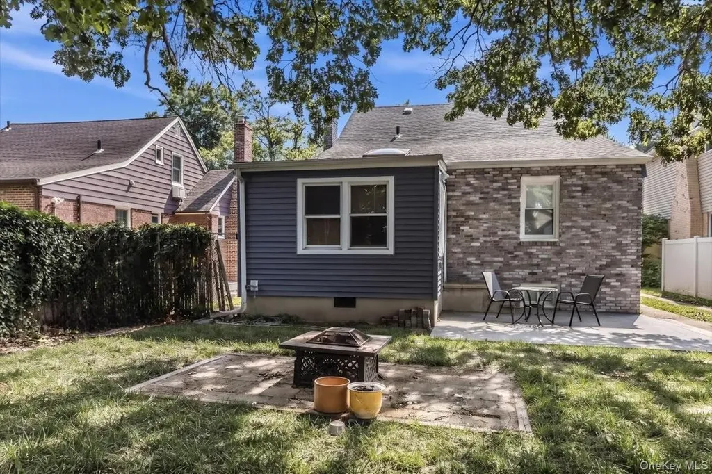 East Rockaway NY 11518