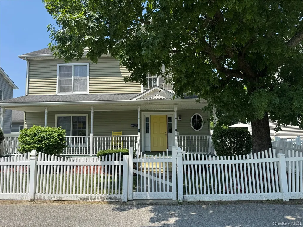 37 N Cedar Street Beacon NY 12508