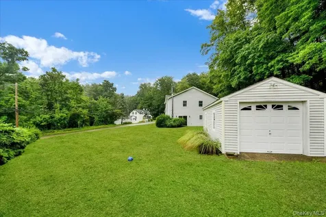 41 Miller Hill Road Hopewell Junction NY 12533