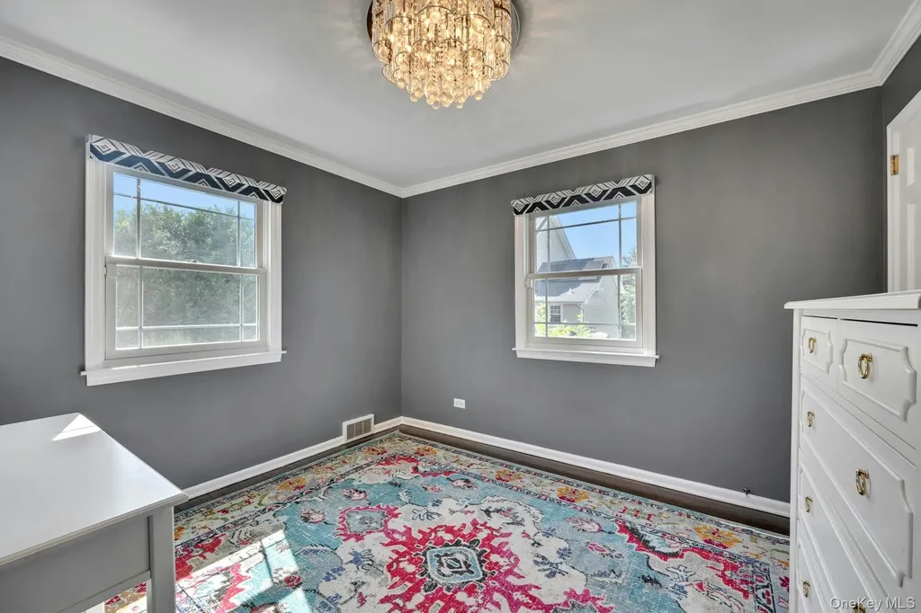 4 Lorraine Drive Eastchester NY 10709