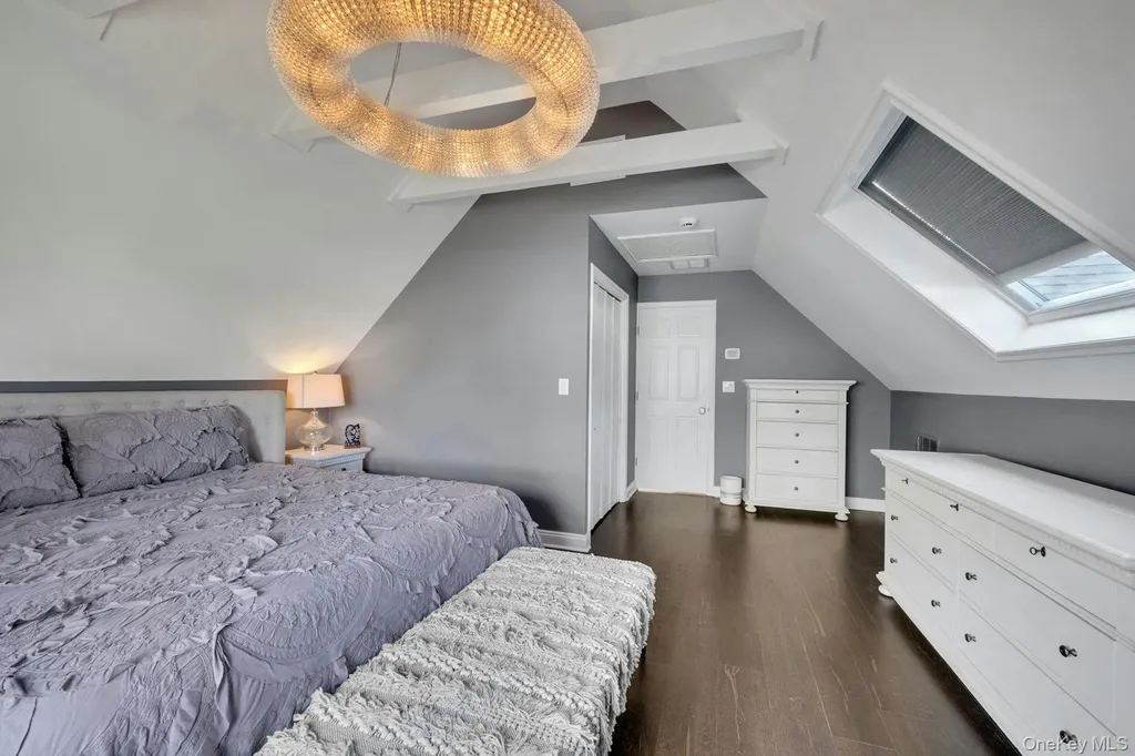 4 Lorraine Drive Eastchester NY 10709
