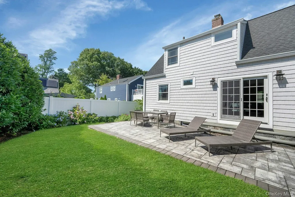 4 Lorraine Drive Eastchester NY 10709