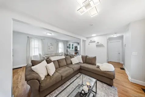124 Bower Road Poughkeepsie NY 12603