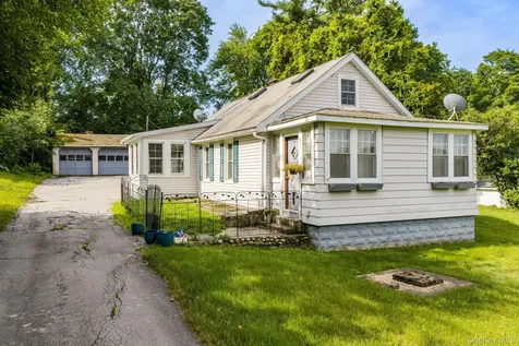 124 Bower Road Poughkeepsie NY 12603