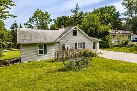 124 Bower Road Poughkeepsie NY 12603