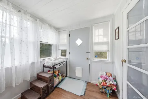 124 Bower Road Poughkeepsie NY 12603