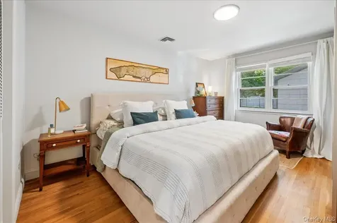 12 Livingston Avenue Dobbs Ferry NY 10522