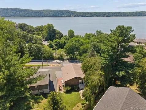 12 Livingston Avenue Dobbs Ferry NY 10522