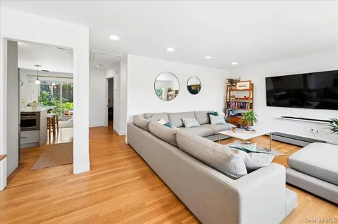 12 Livingston Avenue Dobbs Ferry NY 10522