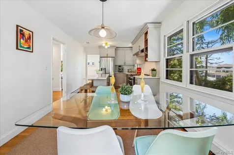 12 Livingston Avenue Dobbs Ferry NY 10522