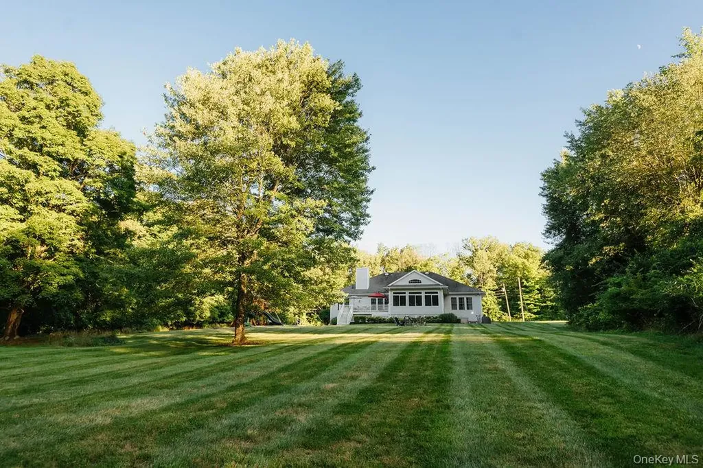 7 Brescia Boulevard Hopewell Junction NY 12533