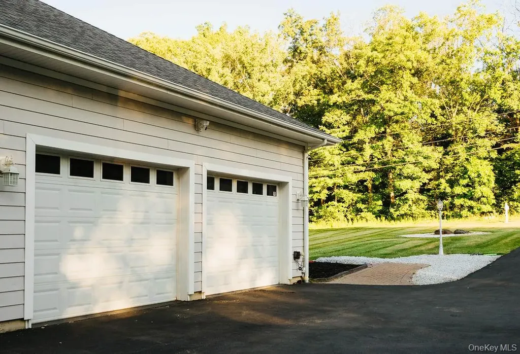 7 Brescia Boulevard Hopewell Junction NY 12533