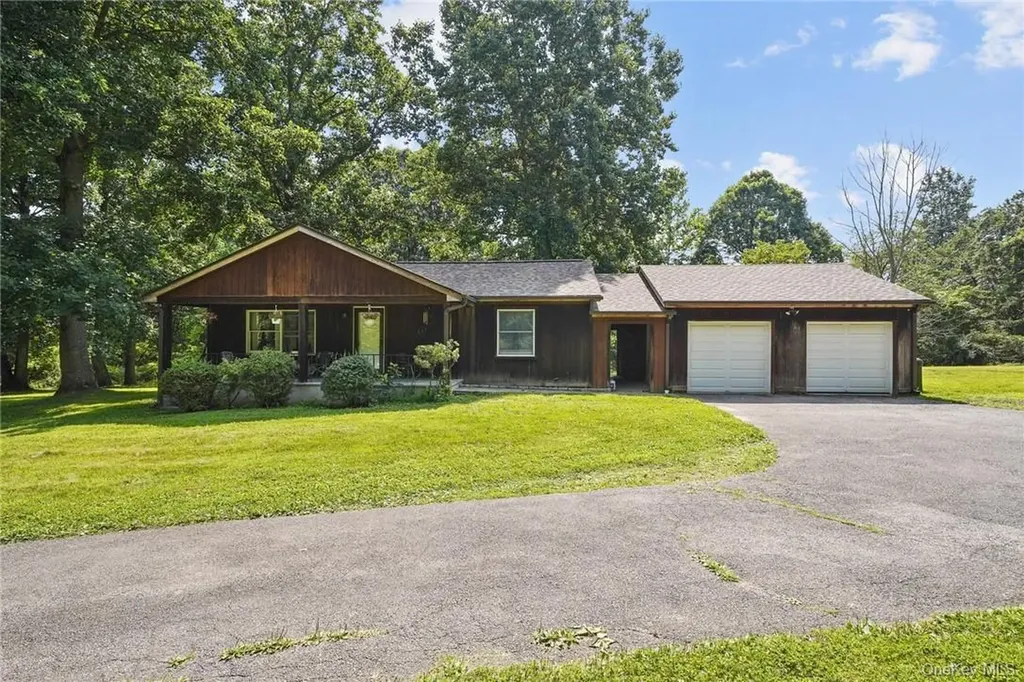 20A Apple Bee Farm Lane Croton-on-hudson NY 10520