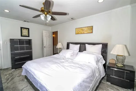 1352 Estelle Court Seaford NY 11783