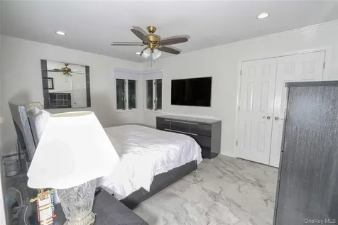 1352 Estelle Court Seaford NY 11783