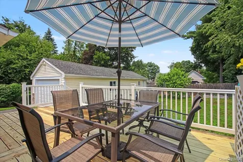 9 Mansion Drive Hyde Park NY 12538