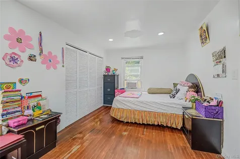 97 Portland Place Yonkers NY 10703