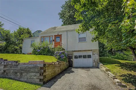 97 Portland Place Yonkers NY 10703