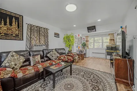97 Portland Place Yonkers NY 10703