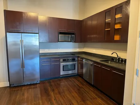 25 Leroy Place New Rochelle NY 10805