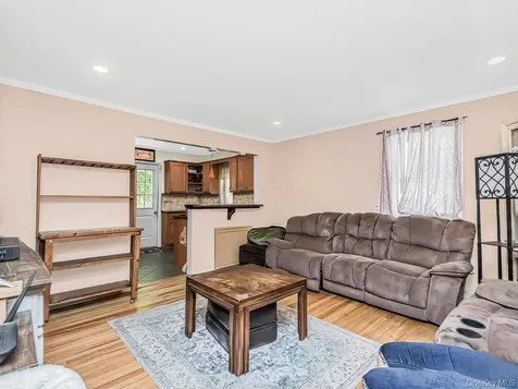 29 S Washington Avenue Hartsdale NY 10530
