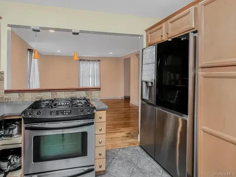 29 S Washington Avenue Hartsdale NY 10530