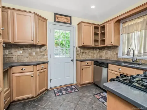 29 S Washington Avenue Hartsdale NY 10530
