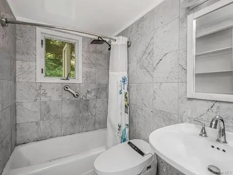29 S Washington Avenue Hartsdale NY 10530